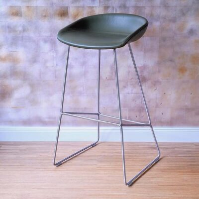 Barhocker Metall Leder oliv grün