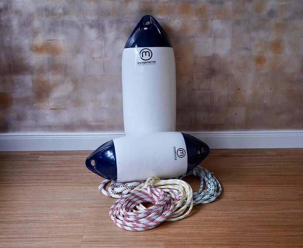 Fender weiß blau klein