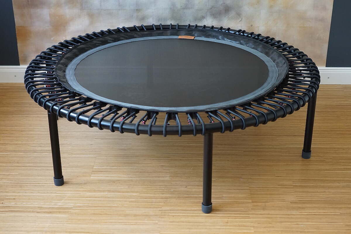 Trampolin schwarz