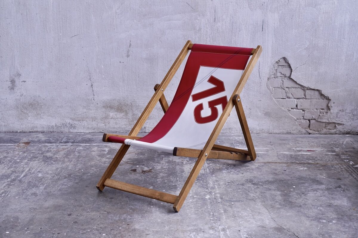 Liegestuhl 4 mit Segeltuch rot weiss