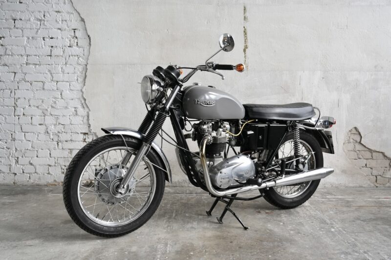 Triumph TR 650 Motorrad - Image 2