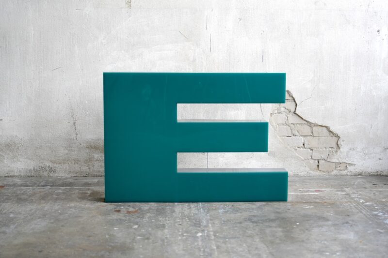 Buchstabe E Leuchtbuchstabe (Copy) (Copy)